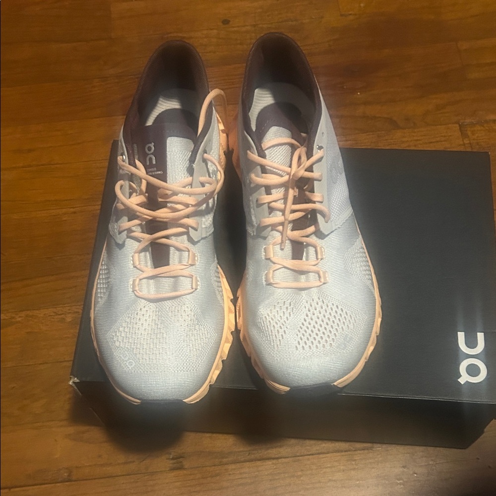 On Running Sneakers in Gray and Peach